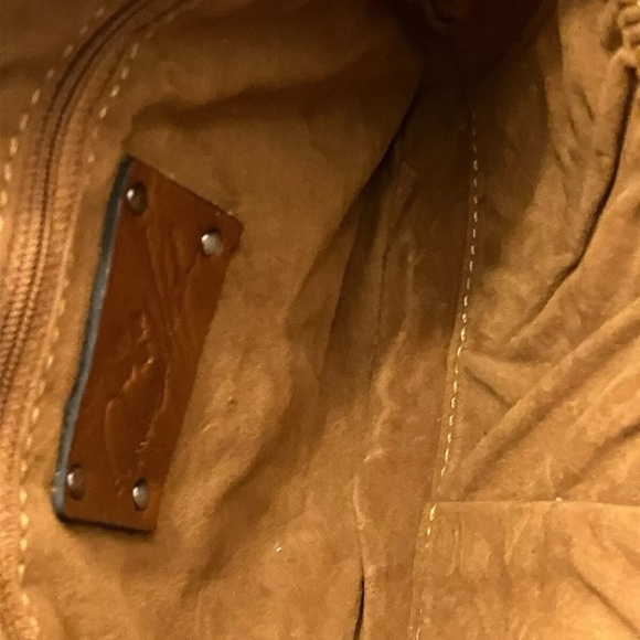 Patricia Nash Tooled Cassini Wristlet in Stone. New with tags - Picture 3 of 4